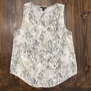 Banana Republic Snake Print Gray V-Neck Sleeveless Blouse Tank Medium